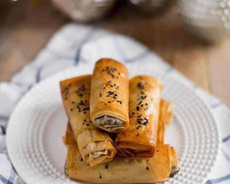 Petits croustillants chèvre et olives au Thermomix : Une façon délicieuse de les servir !