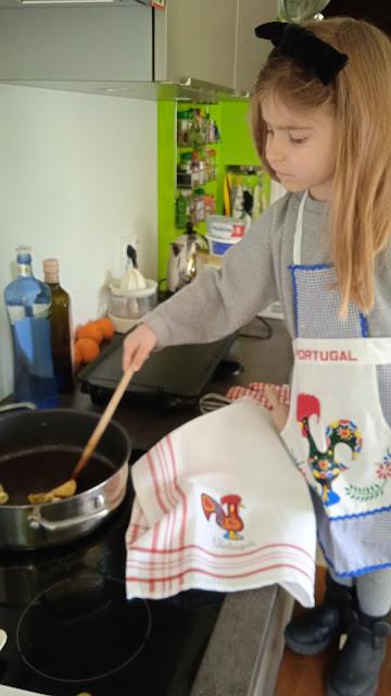 Quatre-quarts moelleux préparé par ma petite fille Quatre-quarts moelleux préparé par ma petite fille