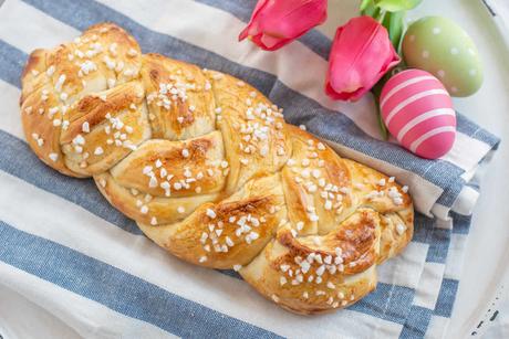 Brioche de Pâques au Thermomix : Une recette de pâtisserie française classique pour Pâques ! Brioche de Pâques au Thermomix : Une recette de pâtisserie française classique pour Pâques !