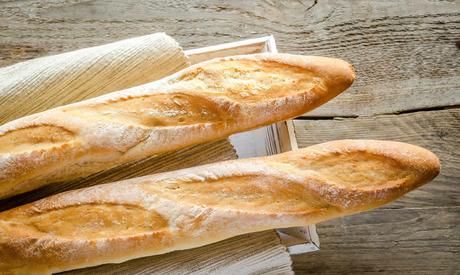 Baguettes maison au Thermomix, très croustillantes comme chez le boulanger ! Baguettes maison au Thermomix, très croustillantes comme chez le boulanger !