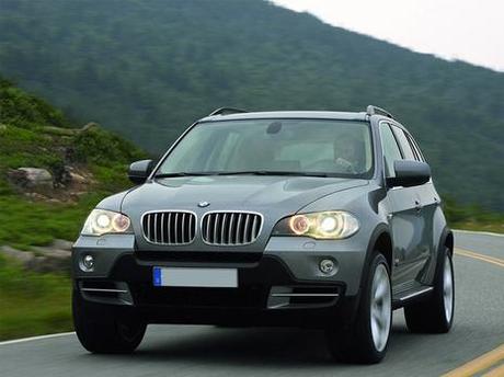 Bien envie de changer de voiture moi ! BMW X5 4.8L IS