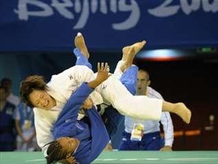 JO : Lucie Decosse remène une nouvelle médaille d'argent à la France