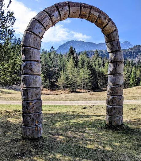 Ostern 2022 in Mittenwald — 15 Bilder / 15 photos — Pâques 2022 à Mittenwald