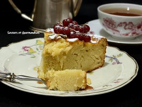 Gâteau moelleux aux pommes  (Gâteau facile).