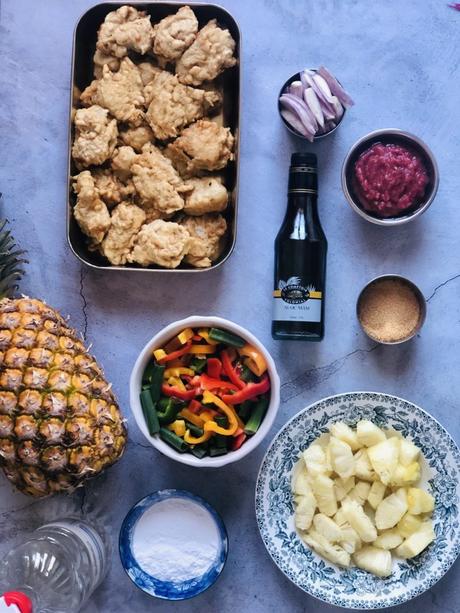 Poisson sauce aigre-douce à la sino-mauricienne aux poivrons et ananas Victoria ! Poisson sauce aigre-douce à la sino-mauricienne aux poivrons et ananas Victoria !