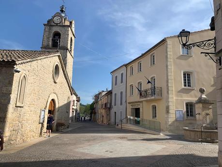 Déambulations dans Gréoux les Bains et pensées du lundi