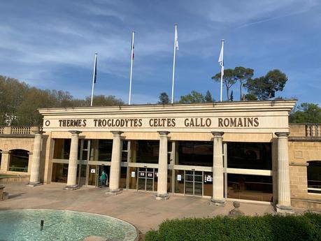 Déambulations dans Gréoux les Bains et pensées du lundi Déambulations dans Gréoux les Bains et pensées du lundi