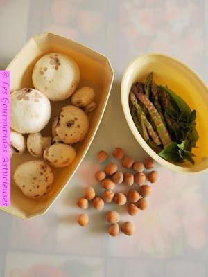 Cassolette de champignons, asperges et noisettes (Vegan)