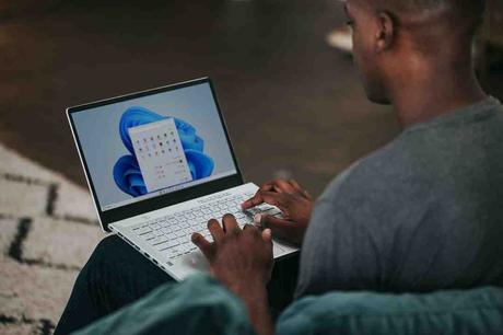 Windows 11 : comment utiliser et personnaliser les gestes du trackpad Comment activer le défilement à deux doigts ?
