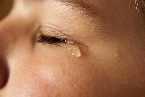 Comment se fait-il que verser des larmes puisse faire beaucoup de bien