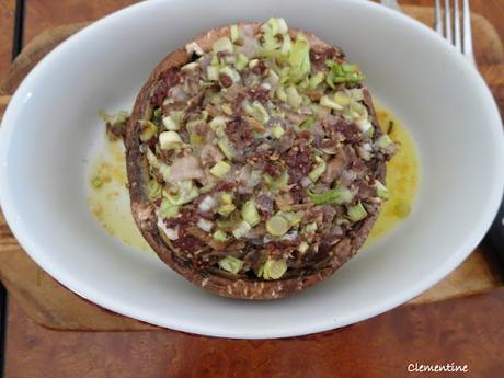 Portobello farci à la viande de bœuf hachée Portobello farci à la viande de bœuf hachée