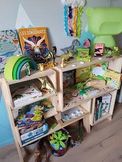 ÉTAGÈRE THÉMATIQUE et activités : Les dinosaures 💚🦕💚