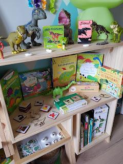 ÉTAGÈRE THÉMATIQUE et activités : Les dinosaures 💚🦕💚