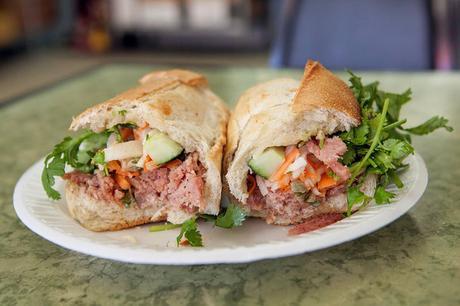 The NY Times Field Guide to the American Sandwich (en anglais)