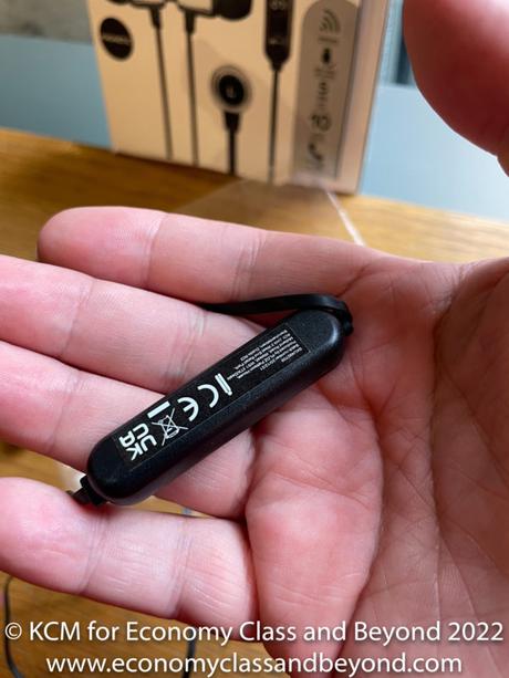 (Awful) TRAVEL TECHNOLOGY – Casque sans fil Vido Sound