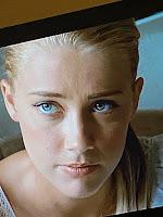 La Sirène, Le Pirate & Branchements au Lit La Sirène, Le Pirate & Branchements au Lit