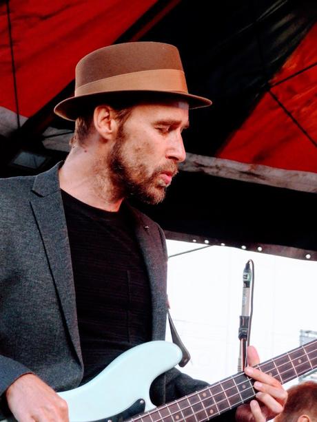 Brussels Jazz Weekend - Esinam, place de la Bourse, Bruxelles, le 27 mai 2022 Brussels Jazz Weekend - Esinam, place de la Bourse, Bruxelles, le 27 mai 2022