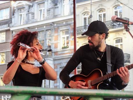 Brussels Jazz Weekend - Esinam, place de la Bourse, Bruxelles, le 27 mai 2022 Brussels Jazz Weekend - Esinam, place de la Bourse, Bruxelles, le 27 mai 2022