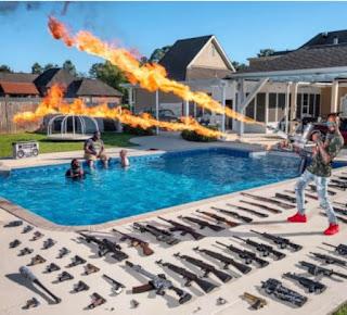 Il Ne Faut Pas Montrer un Fusil Sur Scène, Si Personne n'a l'Intention de S'en Servir