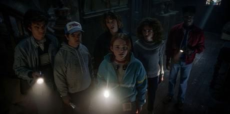 [FUCKING SERIES] : Stranger Things saison 4, volume 1 : A Nightmare on Hawkins