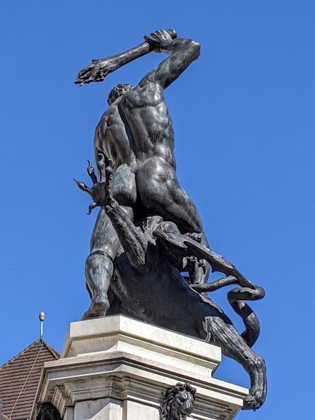 Augsburger Bronzeskulpturen / 23 Bilder — Les sculptures de bronze d'Augsbourg / 23 photos