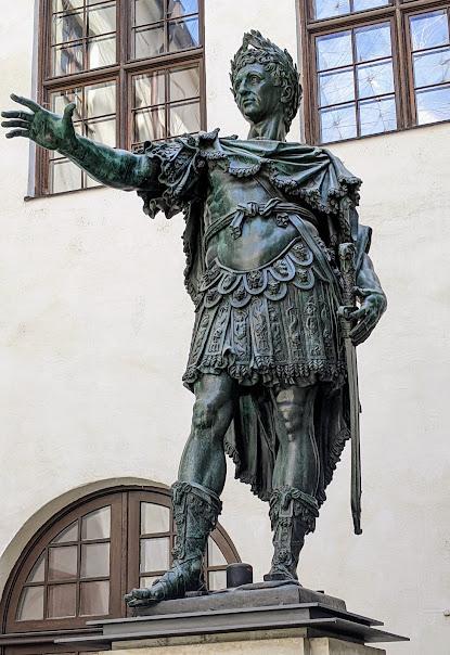 Augsburger Bronzeskulpturen / 23 Bilder — Les sculptures de bronze d'Augsbourg / 23 photos