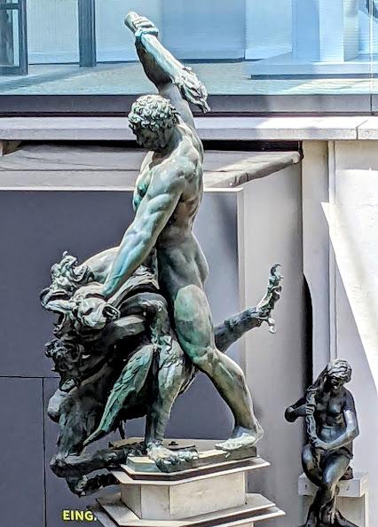 Augsburger Bronzeskulpturen / 23 Bilder — Les sculptures de bronze d'Augsbourg / 23 photos