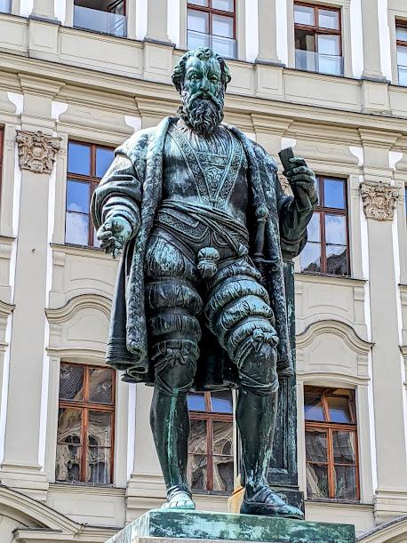 Augsburger Bronzeskulpturen / 23 Bilder — Les sculptures de bronze d'Augsbourg / 23 photos