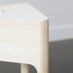 La série Wooden stools par le duo de designers AC/AL