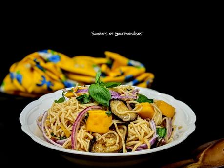 Nouilles Soba Aubergine et Mangue d'Ottolenghi.