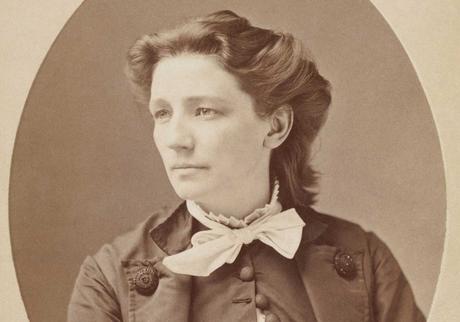 Victoria Claflin Woodhull, vers 1870, photographiée par Mathew Brady. Projet d'art Google / Wiki Commons.