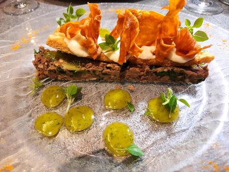 Effilochée de joue de bœuf aux parfums d’Asie et mousseline de poireau © Patrick Faus