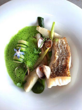 Lieu jaune, émulsion aux petits pois, © Patrick Faus.