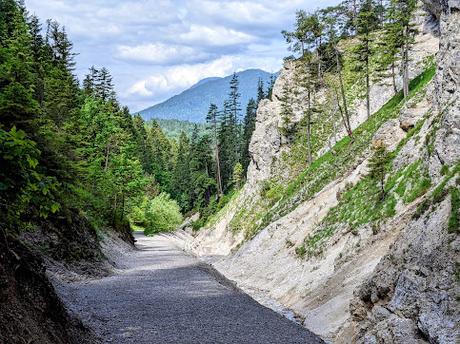 Hüttlebachklamm und Aussichstpunkt Schwarzkopf in  Krün — 30 Bilder