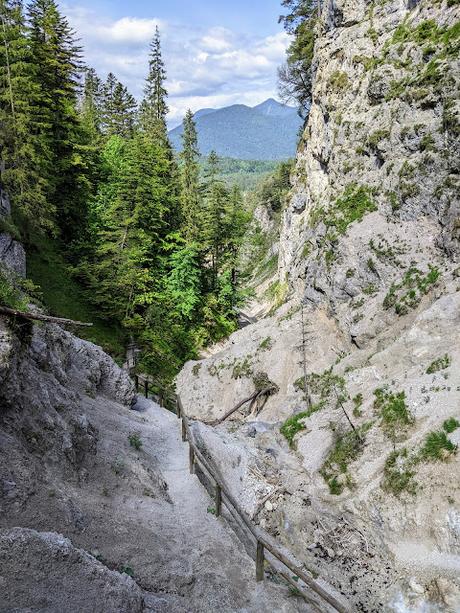 Hüttlebachklamm und Aussichstpunkt Schwarzkopf in  Krün — 30 Bilder
