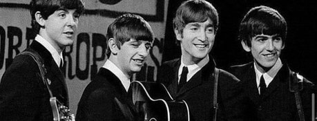 Quelles sont les chansons des Beatles qui sont entrées dans les charts ?