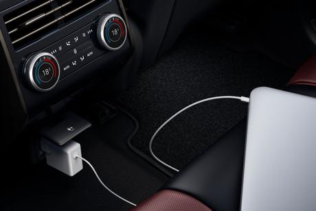 LE NOUVEAU RANGE ROVER SPORT SE DÉVOILE LE NOUVEAU RANGE ROVER SPORT SE DÉVOILE