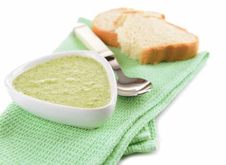 Comment préparer une purée de courgettes végétarienne ?