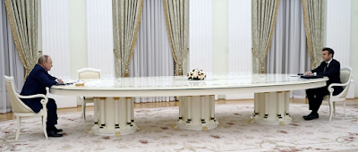 Le technocrate et le tyran