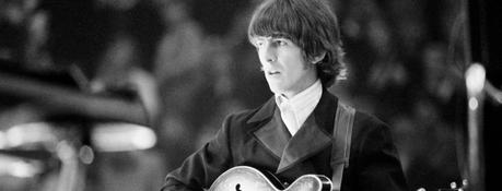 Pourquoi George Harrison a joué de la basse sur la chanson des Beatles “She Said She Said” ?