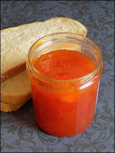 Confiture d'abricots a la fleur d'oranger