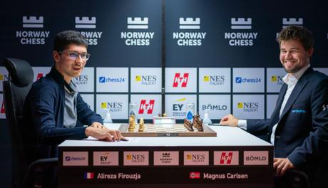 Echecs : une pépite française comme challenger de Magnus Carlsen pour le titre mondial ?