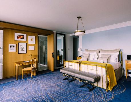 Au Royal Évian, un séjour dans la nature avec vue sur le Lac Léman Chambre Hotel Royal Evian lac Palace Lac Leman