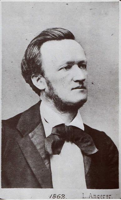 Sissi évoque la musique de Richard Wagner