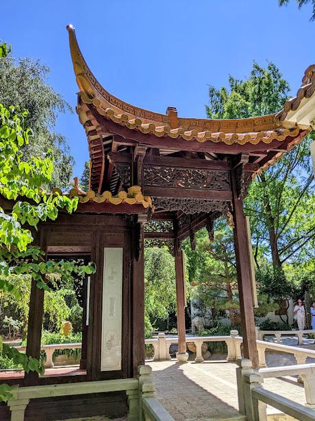 Fernostreise im West-Park München —24 Bilder / 24 photos  — Le parc munichois  de l'ouest est plus à l'est qu'on ne croit