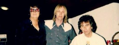 La femme de George Harrison a déclaré qu'il n'avait jamais rencontré quelqu'un comme Tom Petty