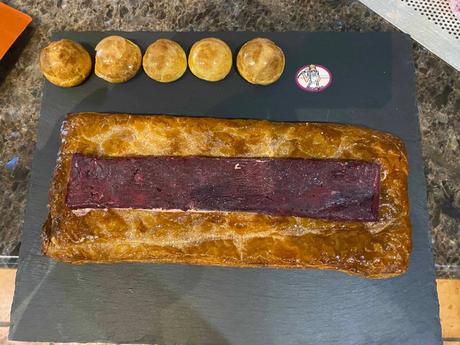 Le Saint Honoré fruits rouges et jasmin (10/07/21) Le Saint Honoré fruits rouges et jasmin (10/07/21)