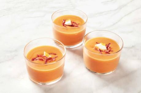 Salmorejo : la recette parfaite de la soupe froide espagnole de tomate pour l’été.