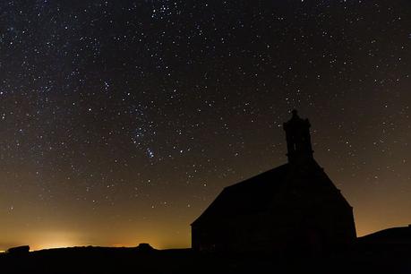 parce que les étoiles les gênaient. ( Jim Harrison ) parce que les étoiles les gênaient. ( Jim Harrison )