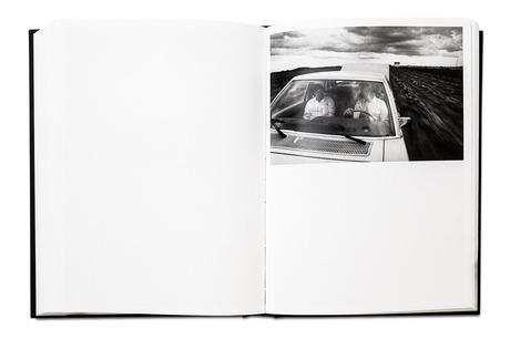 LARRY TOWELL – THE MENNONITES